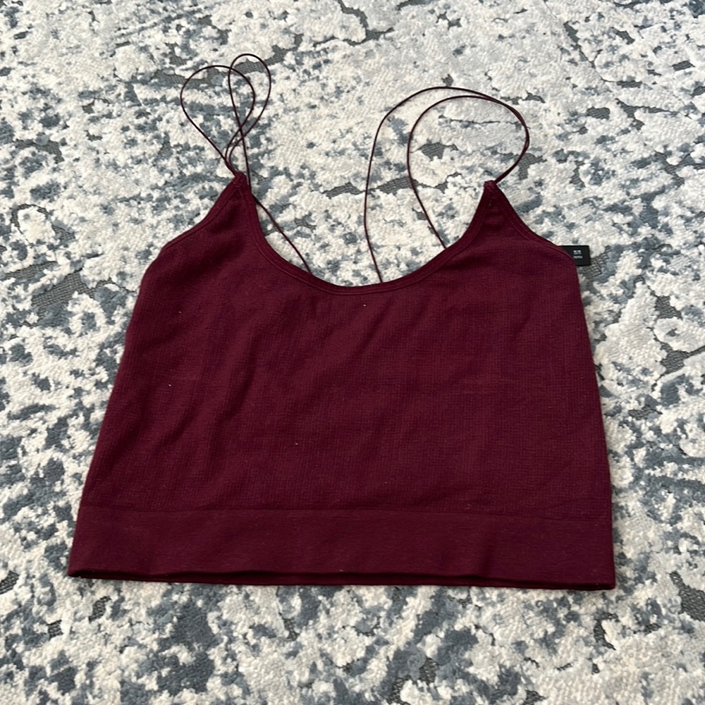 Strappy maroon Cropped tank top